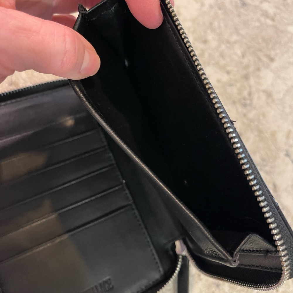 MZ Wallace black leather passport organizer. NWT - Picture 6 of 8